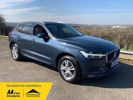 VOLVO XC60 2.0 Momentum Pro D4 AWD