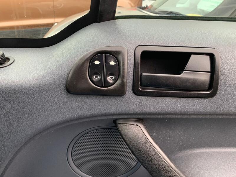 FORD TOURNEO CONNECT