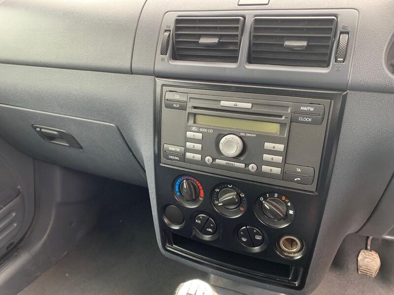FORD TOURNEO CONNECT